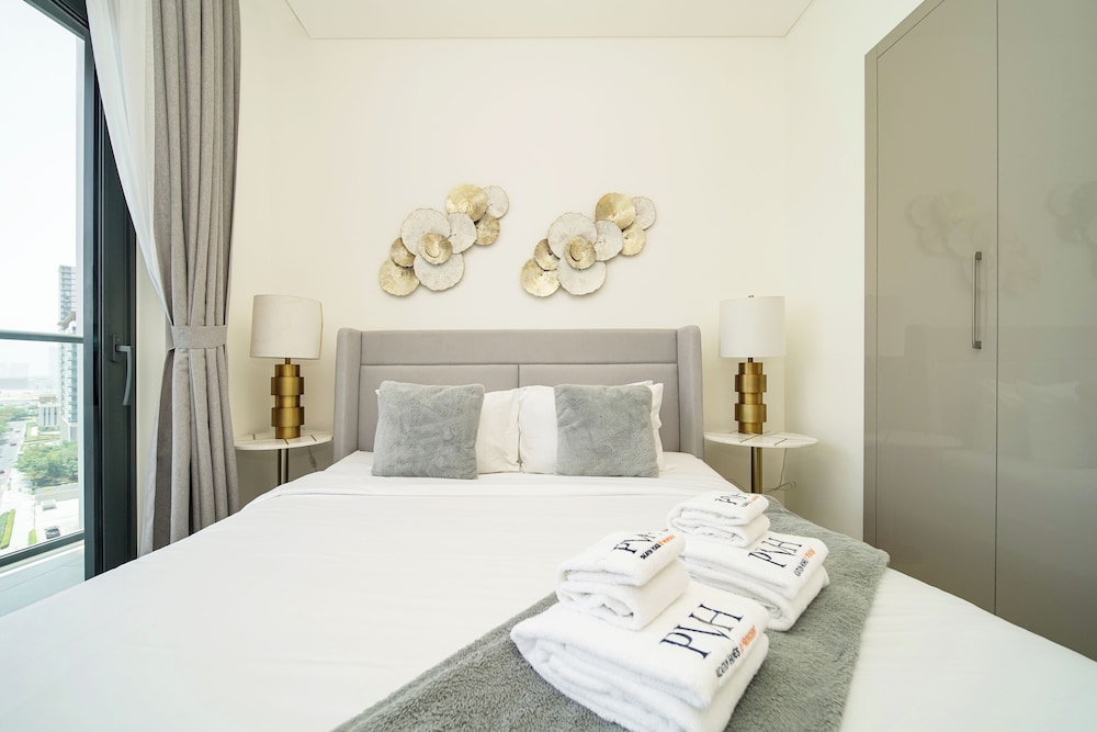 PVH - Tranquil 1BR - Sobha Waves