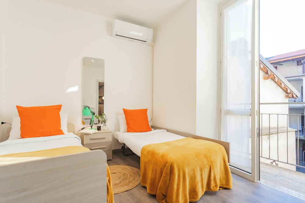 La Casa di Nino by Rent all Como