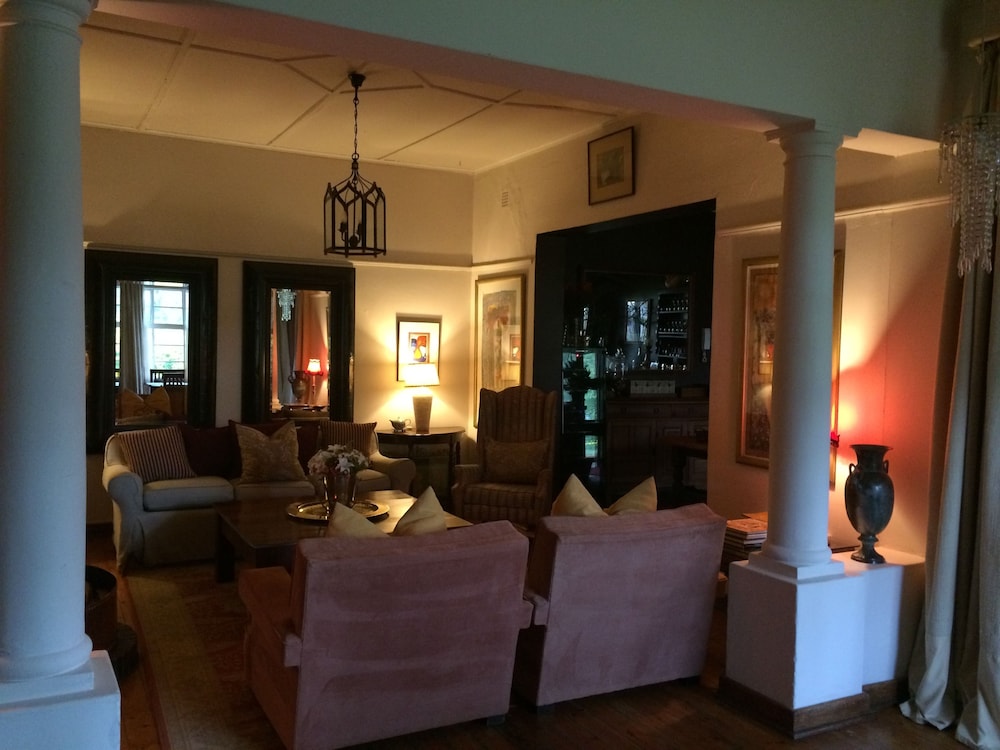 Armadale Boutique Hotel & Villas