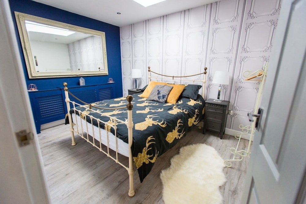 Oakley Country Retreat-1 Bed-garden-free Parking view 4