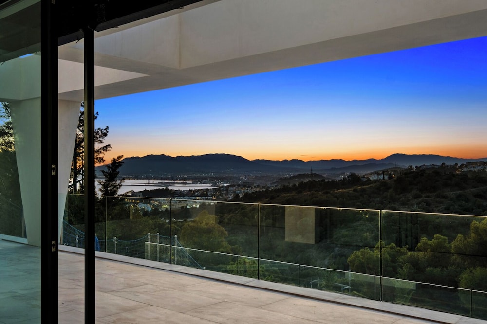Villas Pinares de San Antón, Saltwater pool, Sea, City, Mountain Views