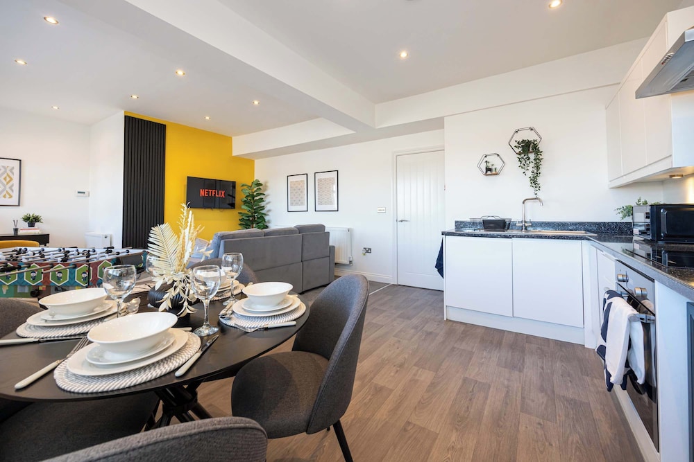 Cosy Apartment in the Heart of Sale