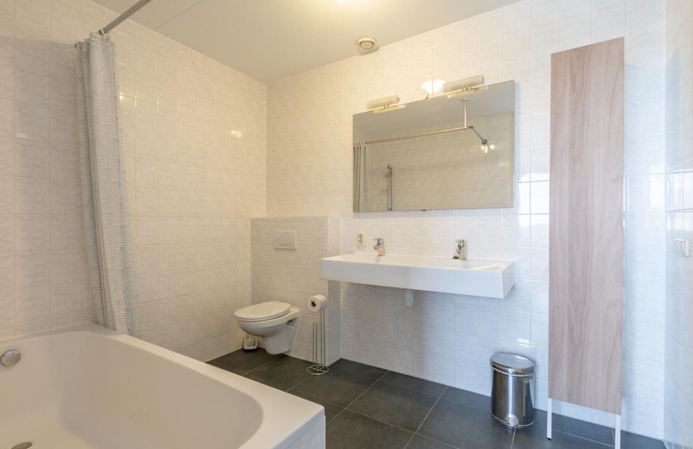 Apartment Near Groote Keeten Beach
