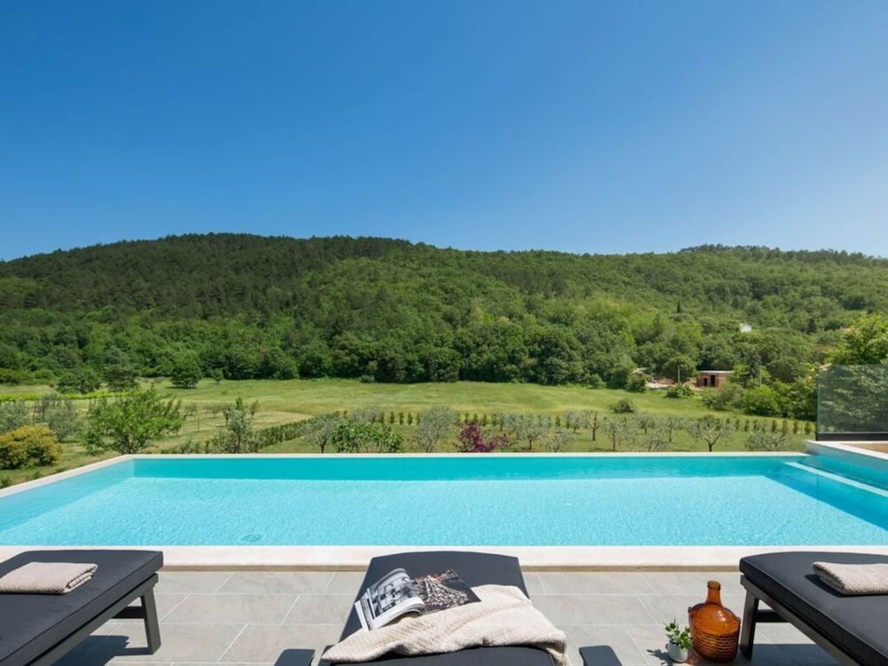 Villa Terra Comfortable Holiday Residence