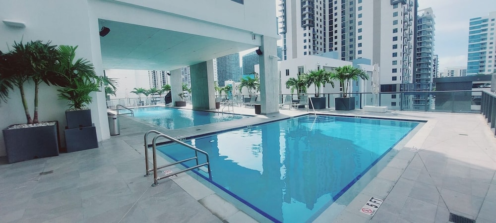 Smart Brickell Condos Free Parking by Cielo Stays