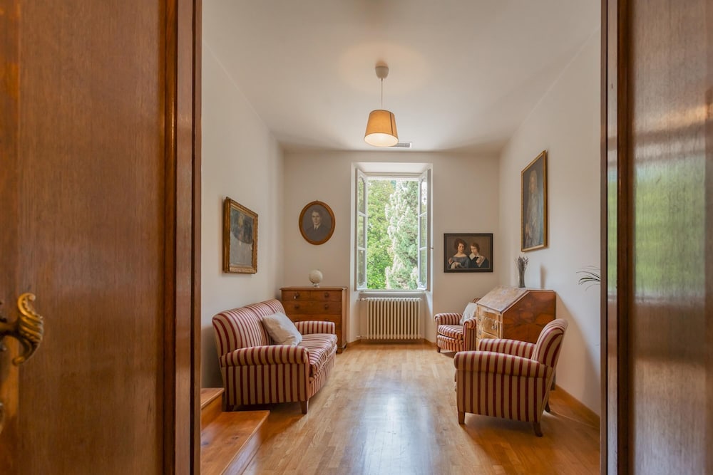 Villa Cardinal Ciceri - Penthouse Apartments view 3