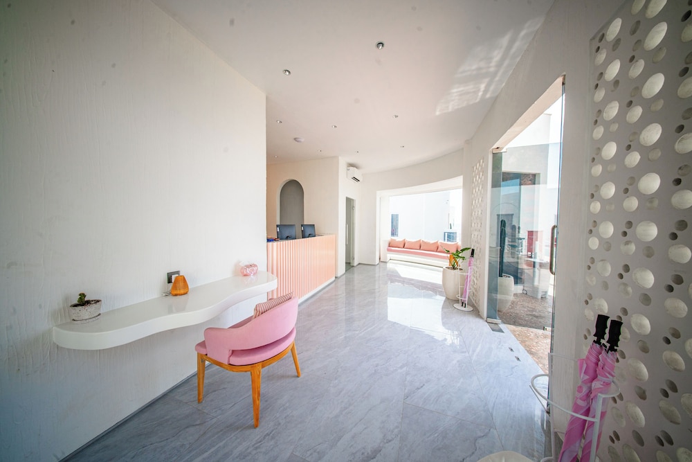 69 Resort & Beach Club by Loccal Collection, Labuan Bajo