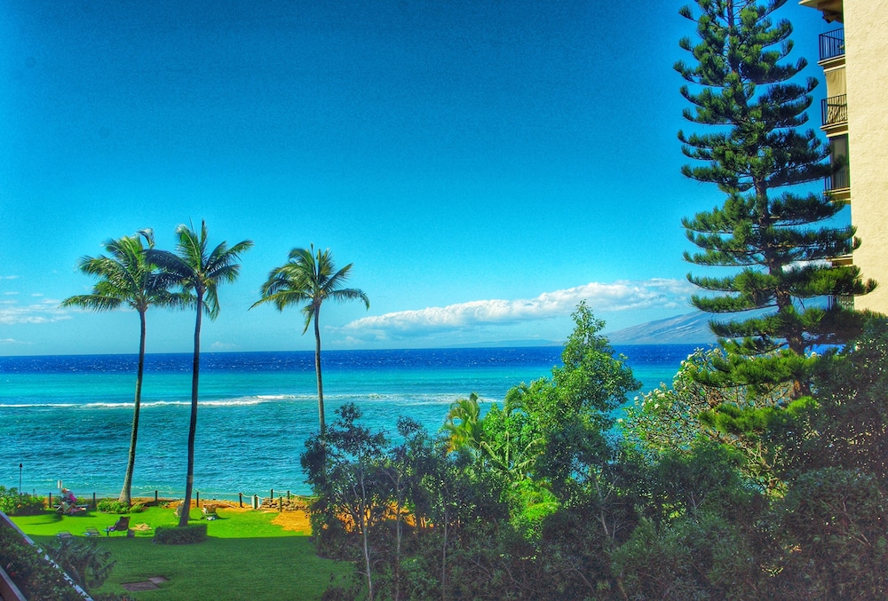 Royal Kahana Resort by rkmaui