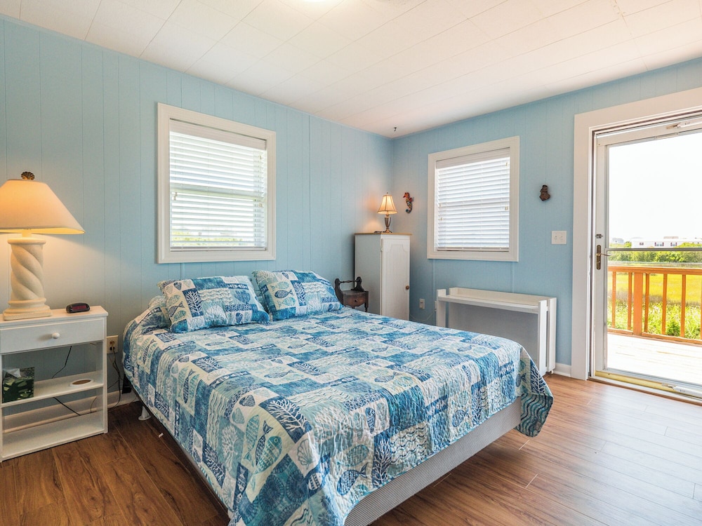 Sunset Bay by Topsail Realty