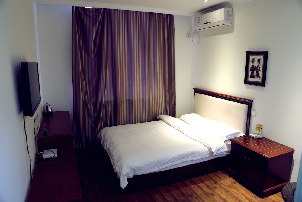 Xi'an The Facebook Youth Hostel - Image 5