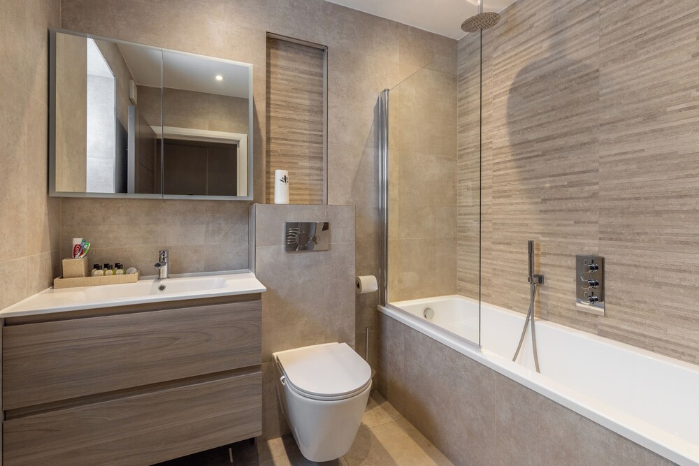 Remarkable 2-bed Apartment in London