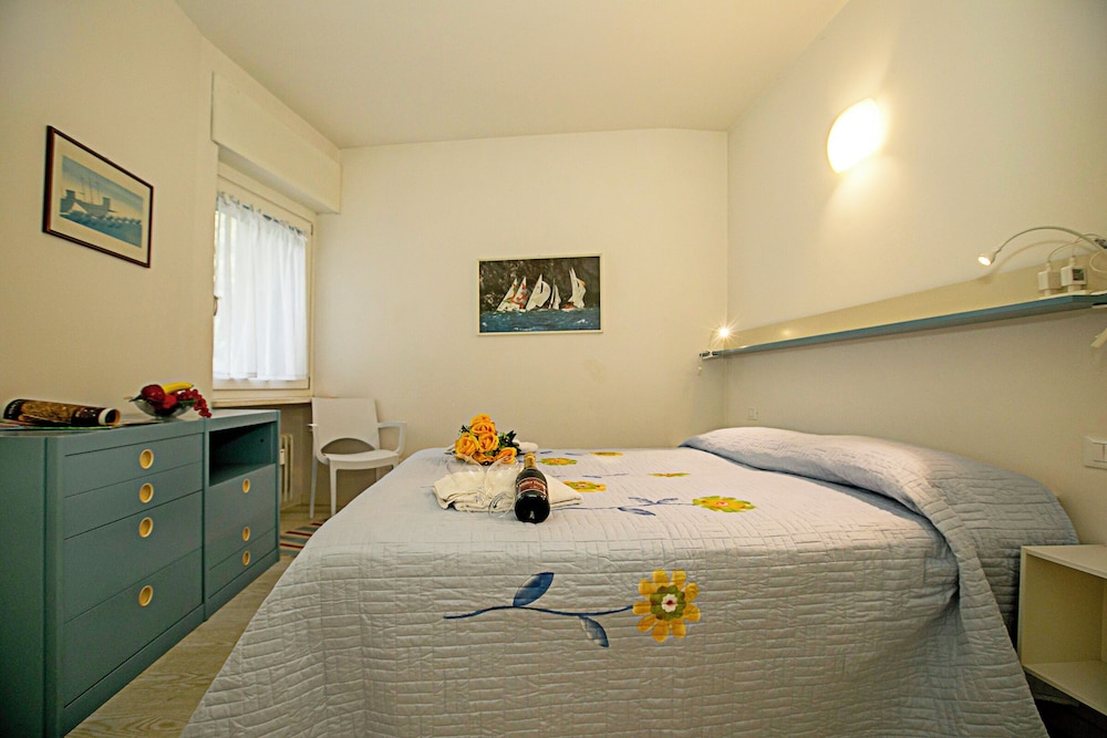 Riva Lago e Spiaggia Apartment 3 view 2