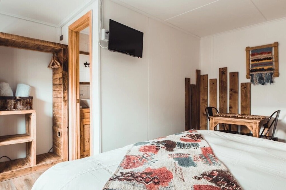 Hostal Lago Cóndor