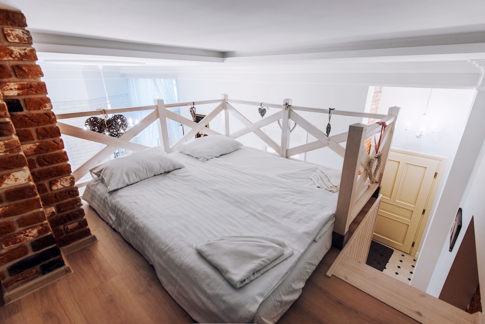 EchoDom 3 Apartments