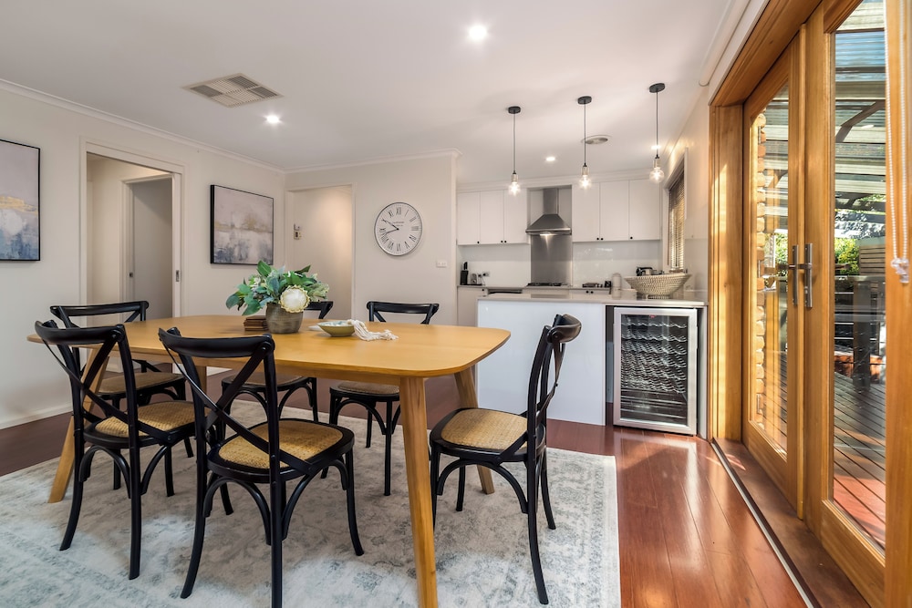 Modern 3BR in Macquarie