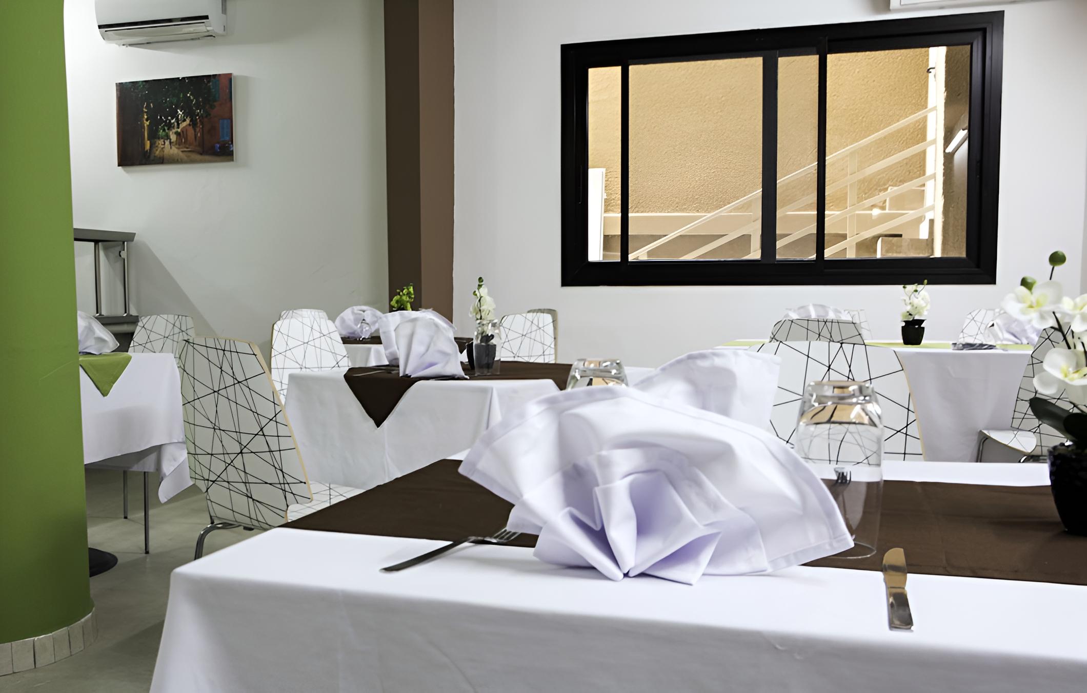 Wakola Hotel Fass Dakar