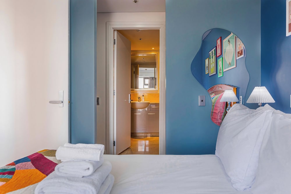 Boutique Apt in the Heart of Auckland Zodiak Stays