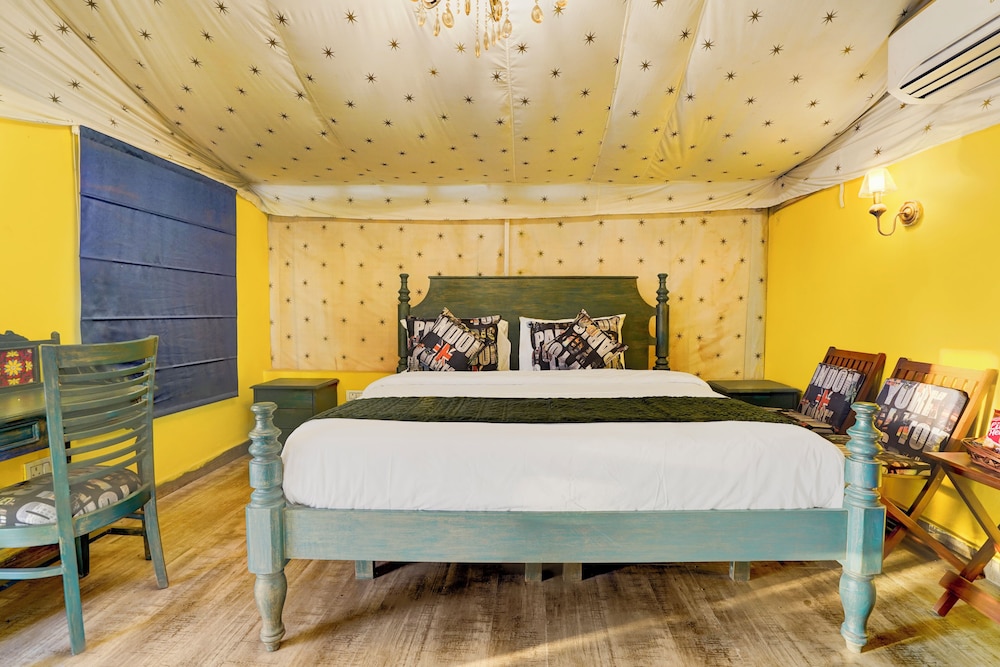 Alaya Stays Fortezza | Pet-friendly 6-BHK Farmhouse With Private Pool