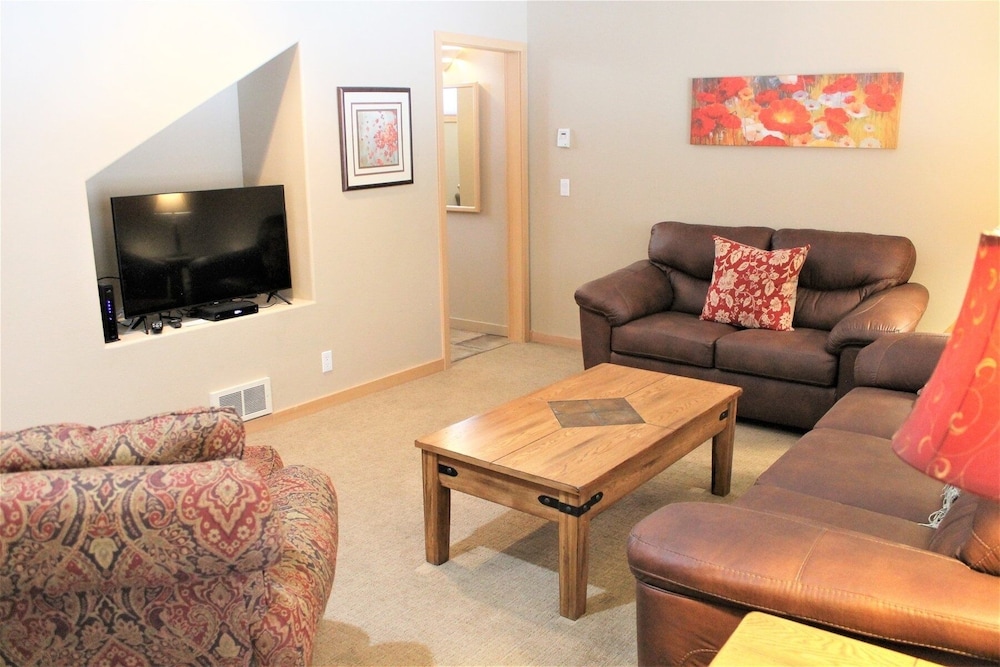 Lone Eagle Landing 2 3 Bedroom Home