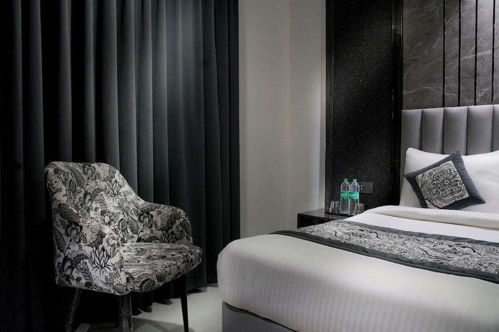 Hotel Mountain Bliss new delhi
