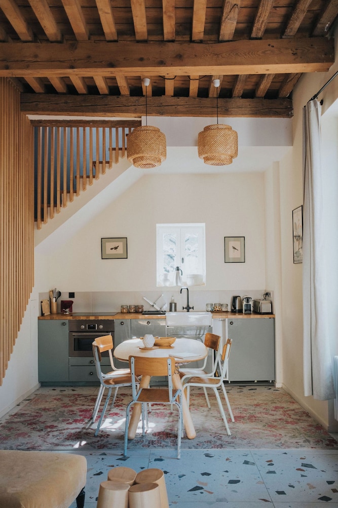 Lyon Country House - Tour de Garde