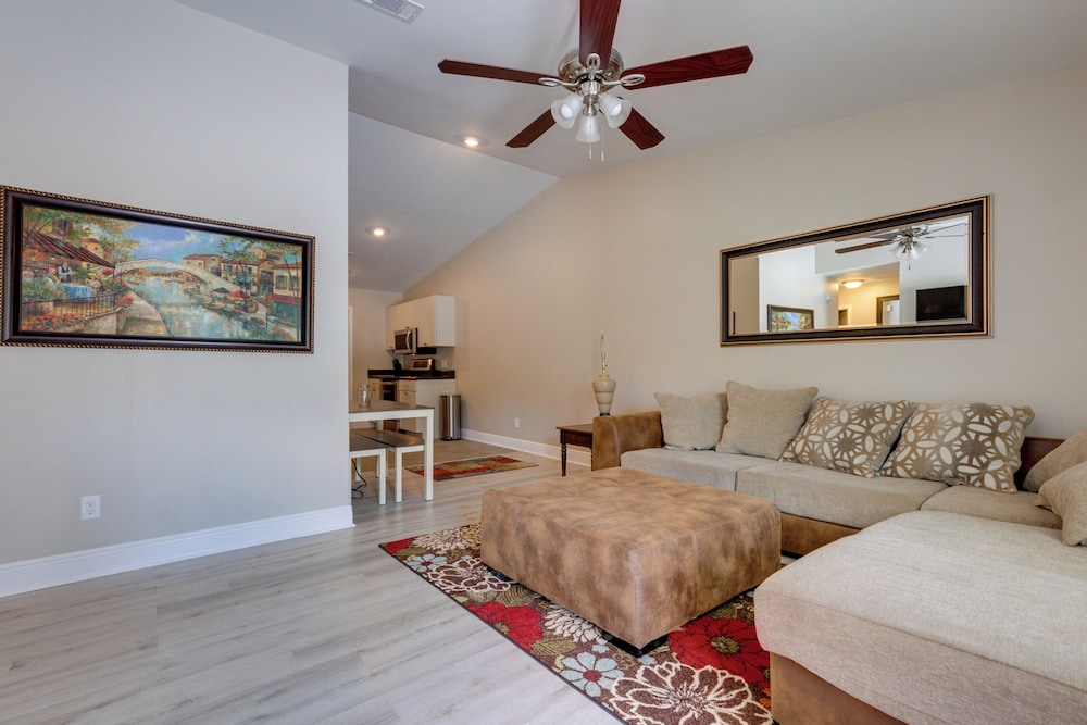 Perdido Key Vacations - Dog-friendly Pensacola Duplex  7 Mi to Downtown - Property Image 1