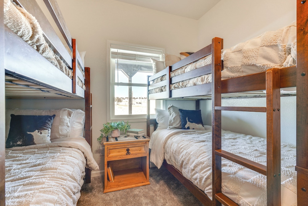 Mtn-view Hideaway w/ Wood Stove in Pueblo!