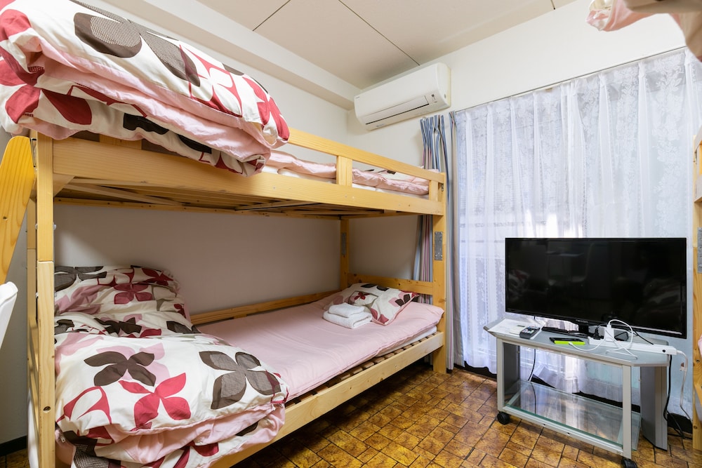 Otsuka Station Apartment Hotel