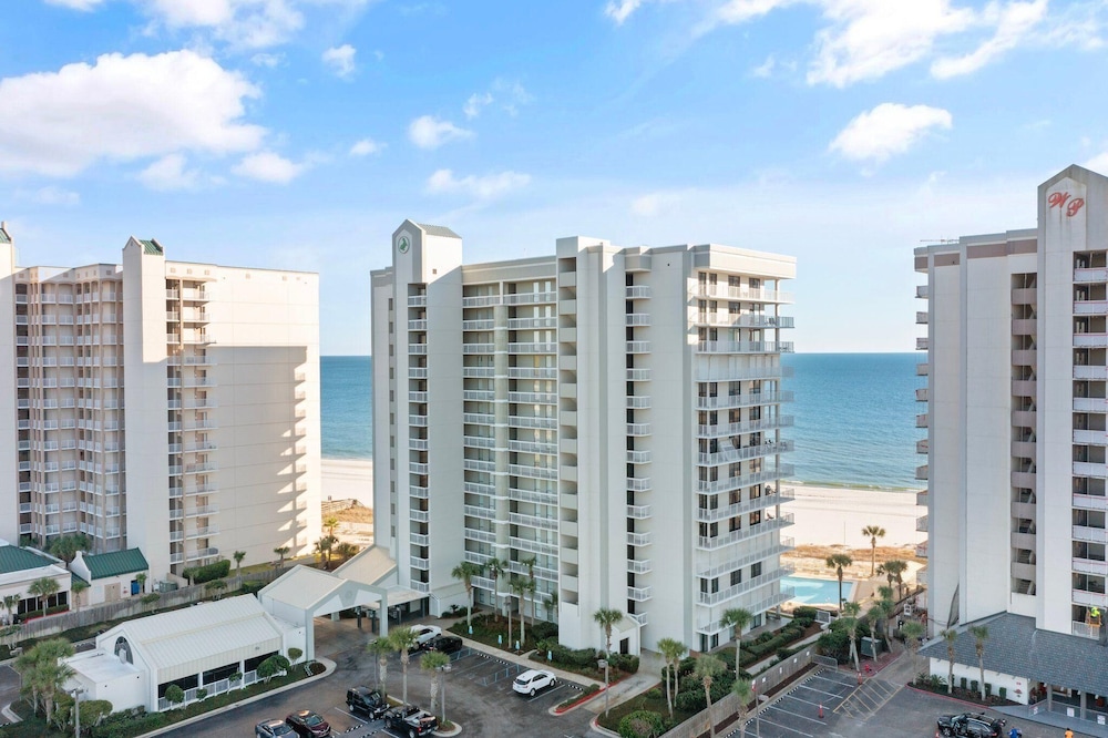 Pelican Pointe 1203