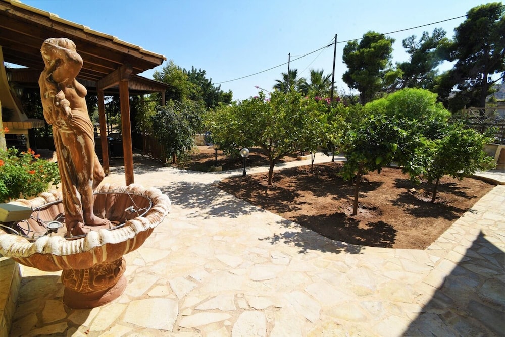 Villa Maria Kineta Town view 3