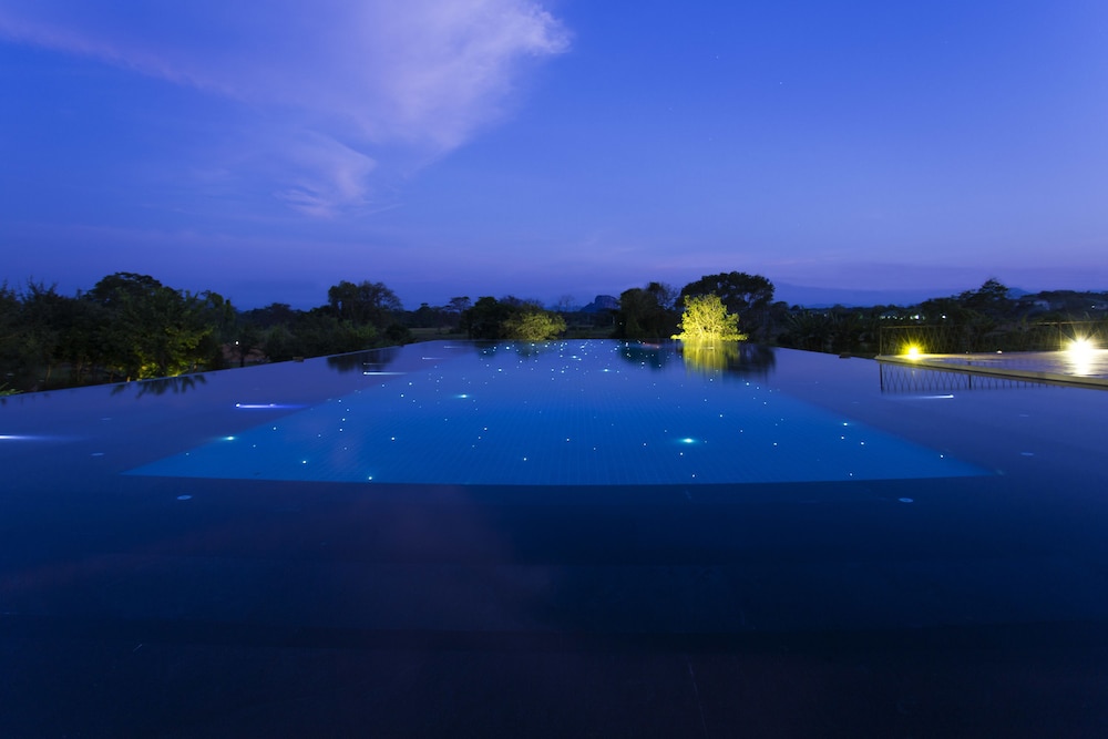 Aliya Resort & Spa