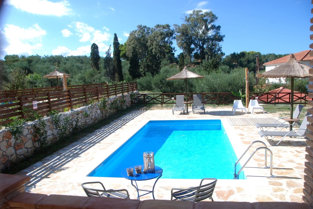 Alegria Villas