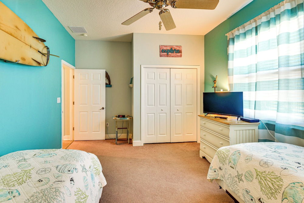 Steps to Beach: Palm Coast Escape w/ Resort Perks!