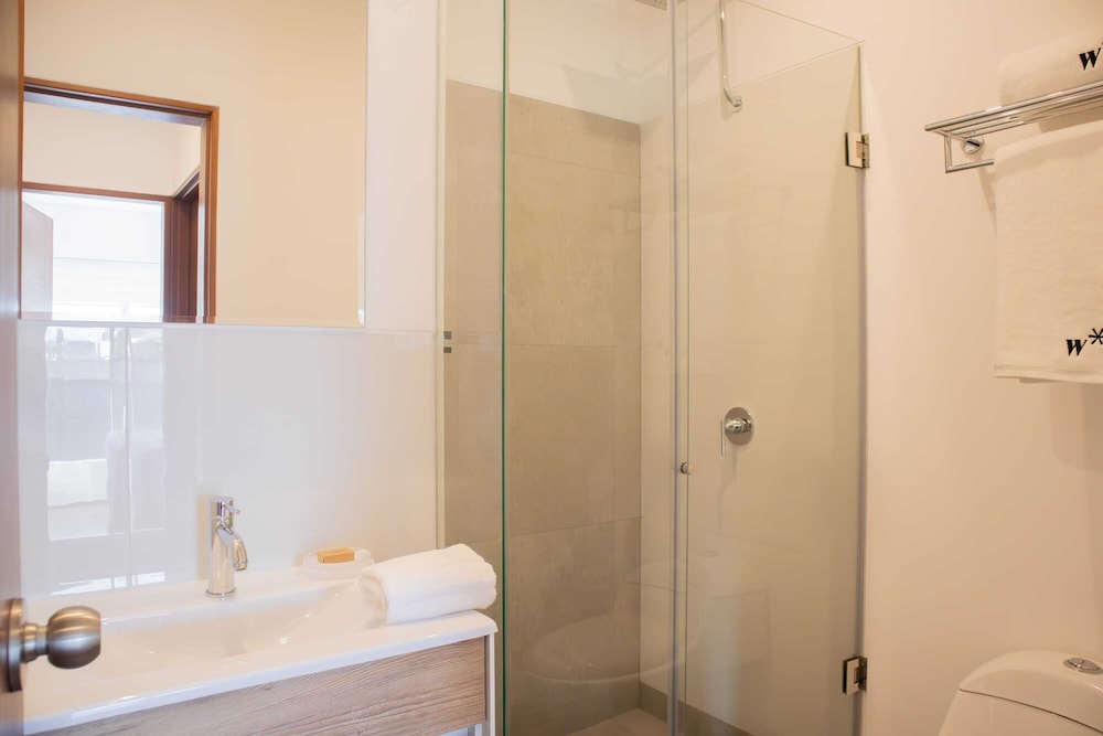 w Cozy 1BR Apartment in the Heart of San Isidro