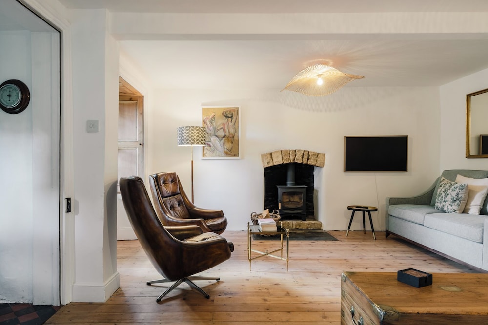 Historic 3 BD Cottage in the Cotswolds