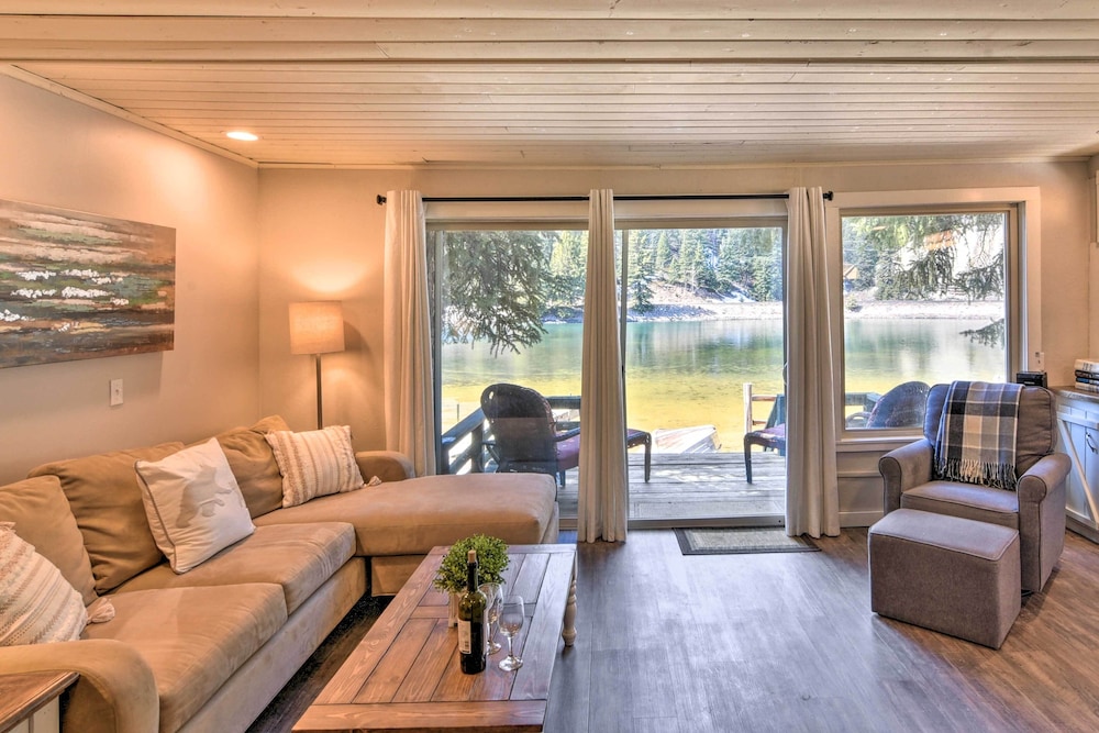 Peaceful Lake San Cristobal Cabin: Canoes Provided view 5