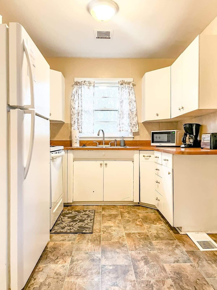 Boswell Bungalow 2