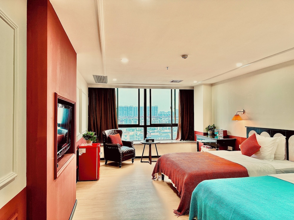 Carnation Business Hotel