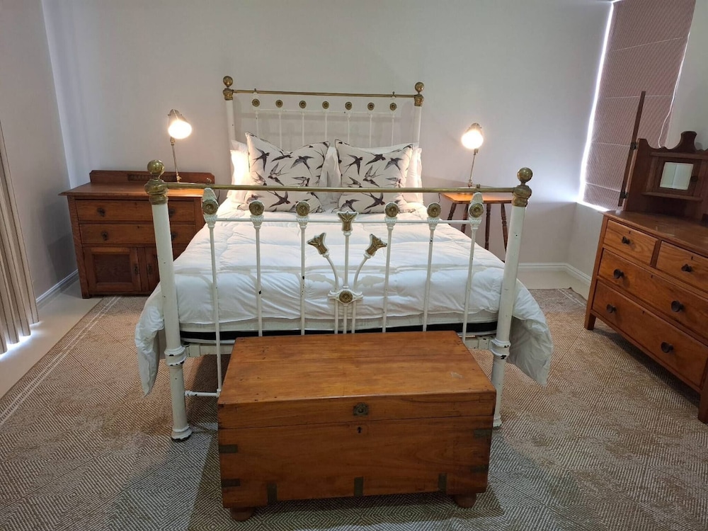 Oosiesrus - Charming Langebaan Villa With Garden View