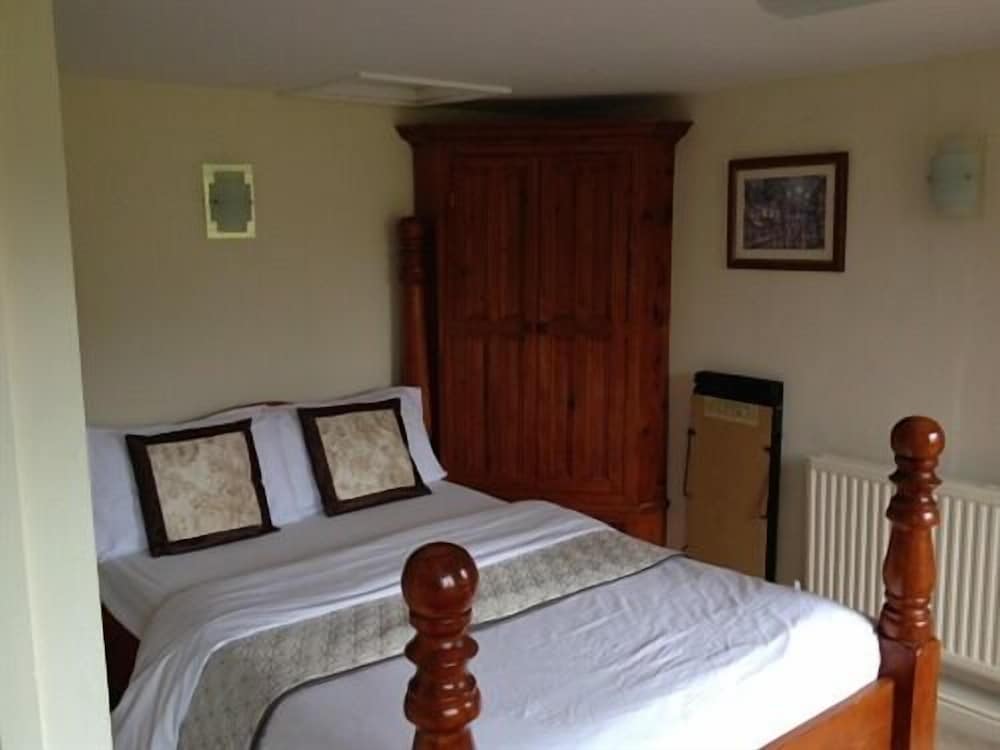 Altrincham Vacations - Ash Farm Country Guest House - Property Image 37