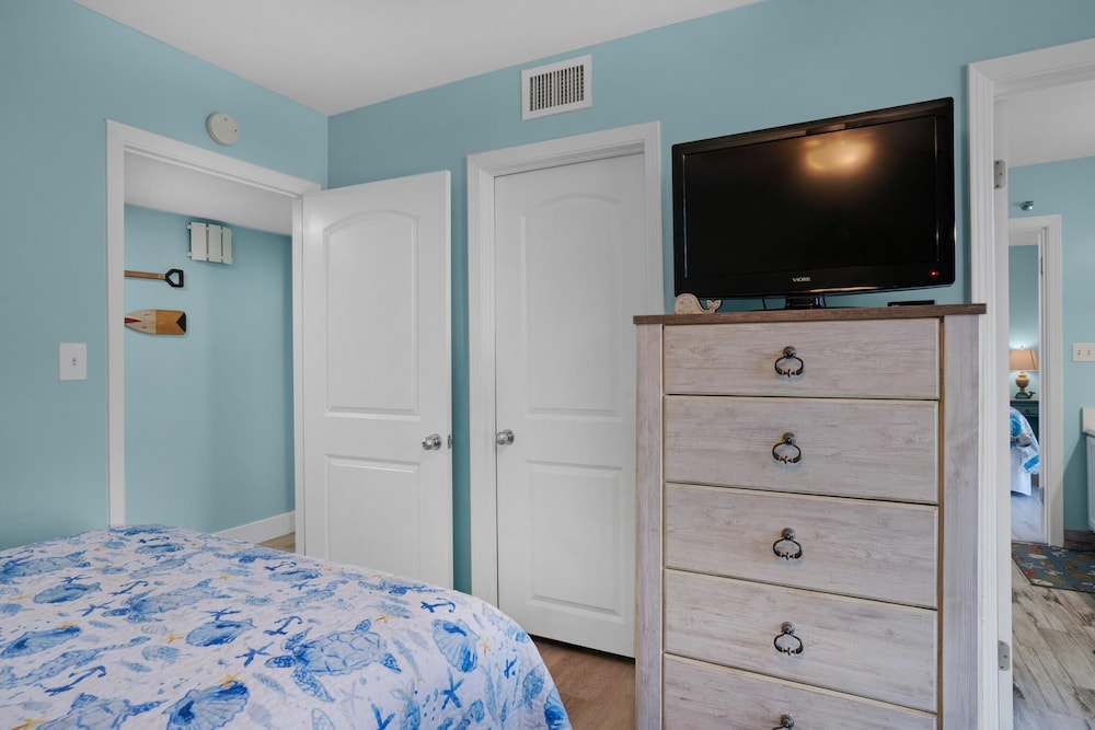 Enclave 303b view 3