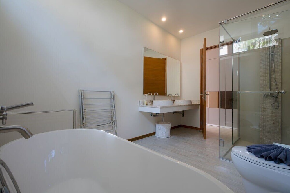 Laem Ka Residence by Tropiclook