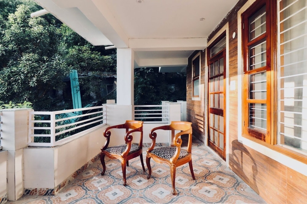 Vista Hills by Bala's