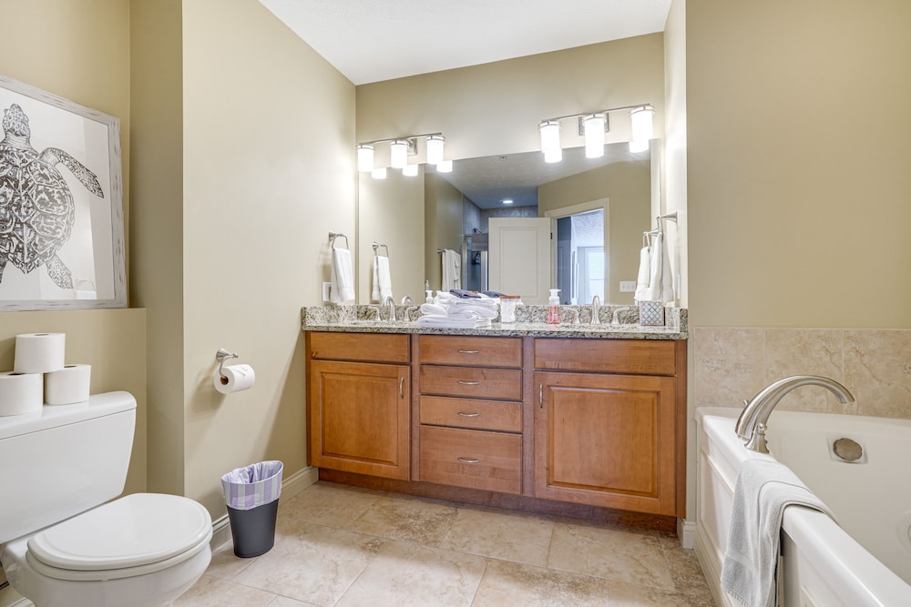 Downtown St Joseph Condo w/ Balcony & Harbor View