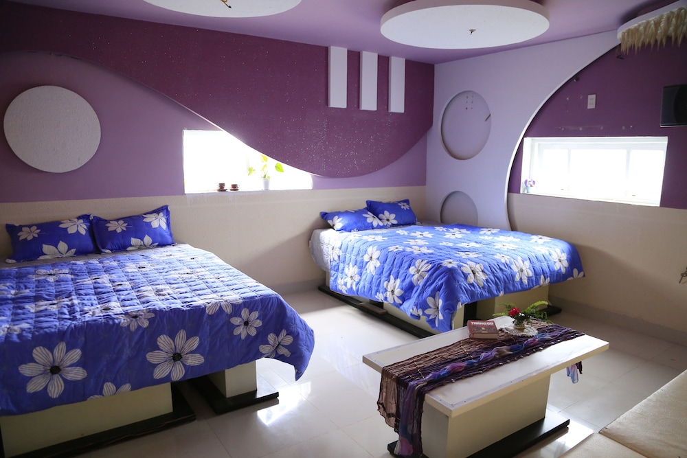 Hoai Huong Homestay