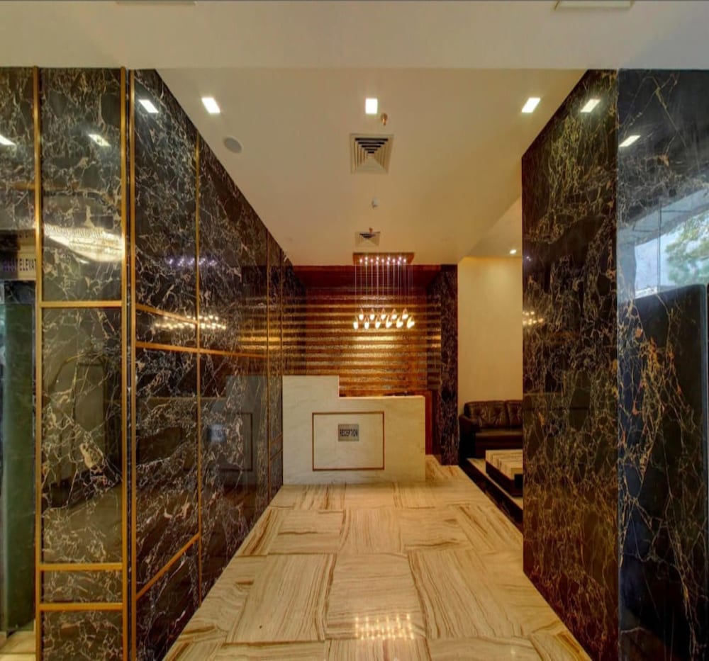 Suraj Grand Hotel