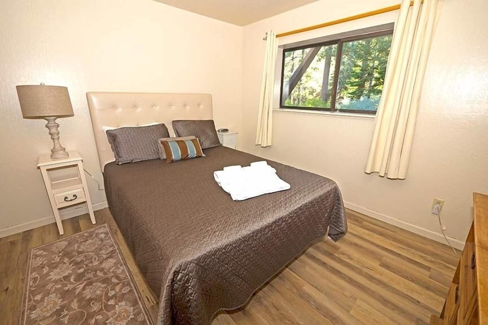 3330 Pine Hill Road 2 Bedroom Home by RedAwning