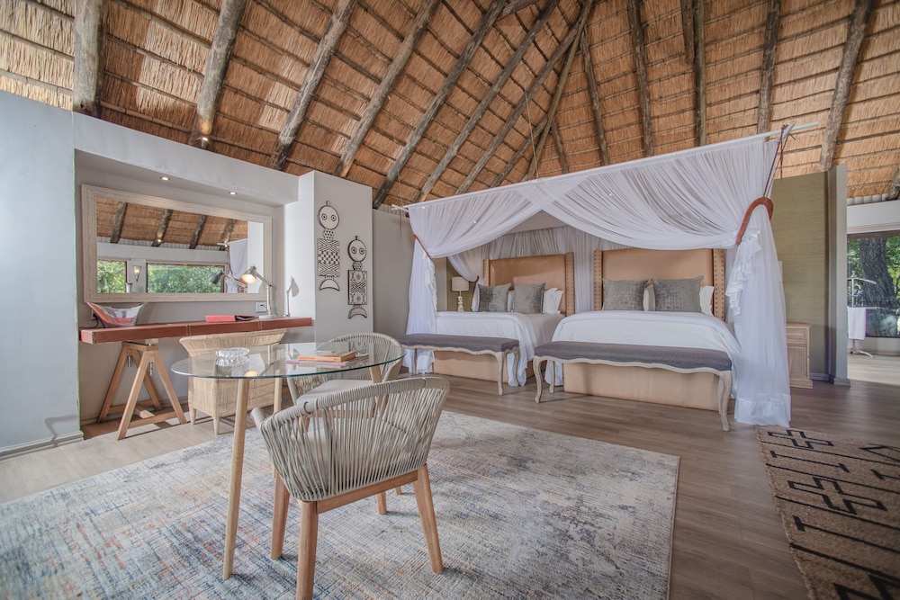 Karongwe - River Safari Lodge