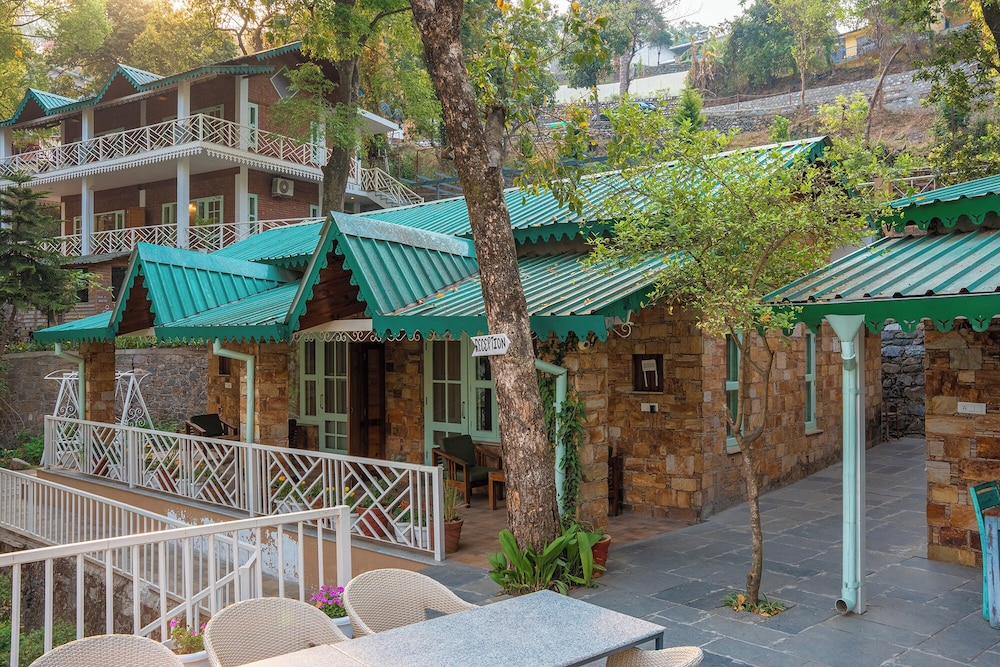Echor Malusara Lakeview Retreat Bhimtal