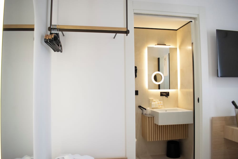 Kalinifta Rooms Luxury Style